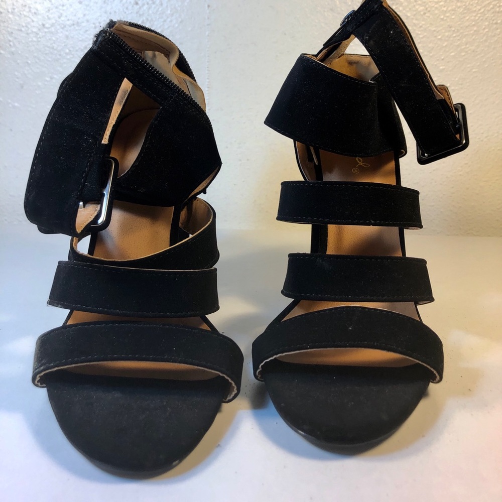 Black heels